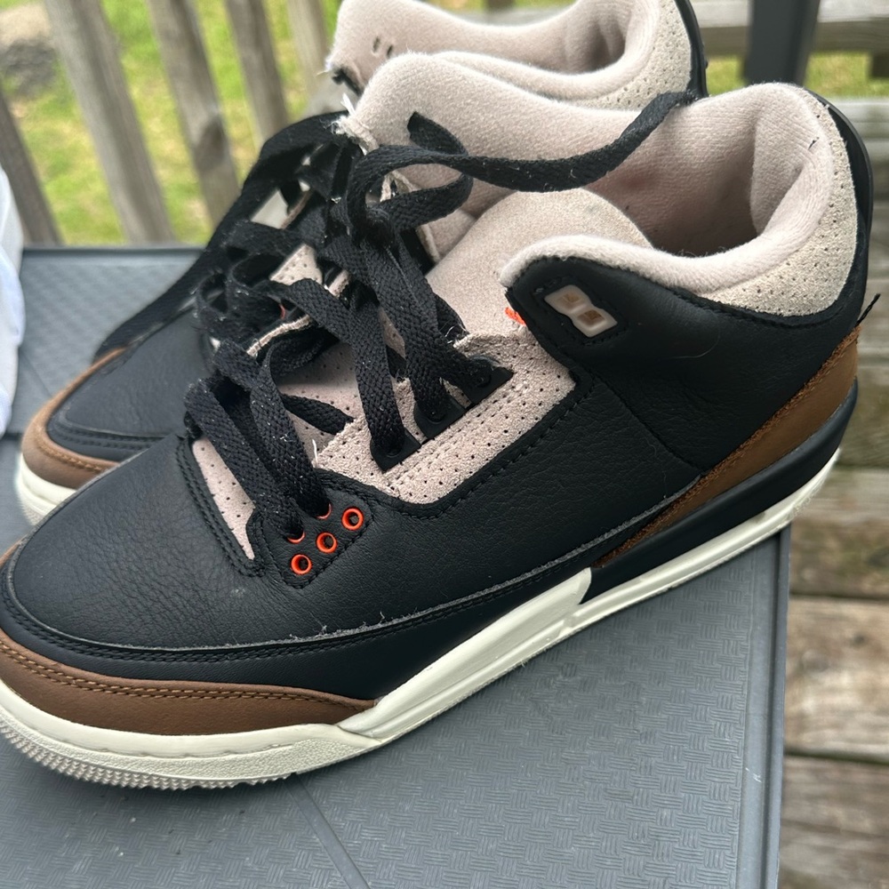 Boys shoes